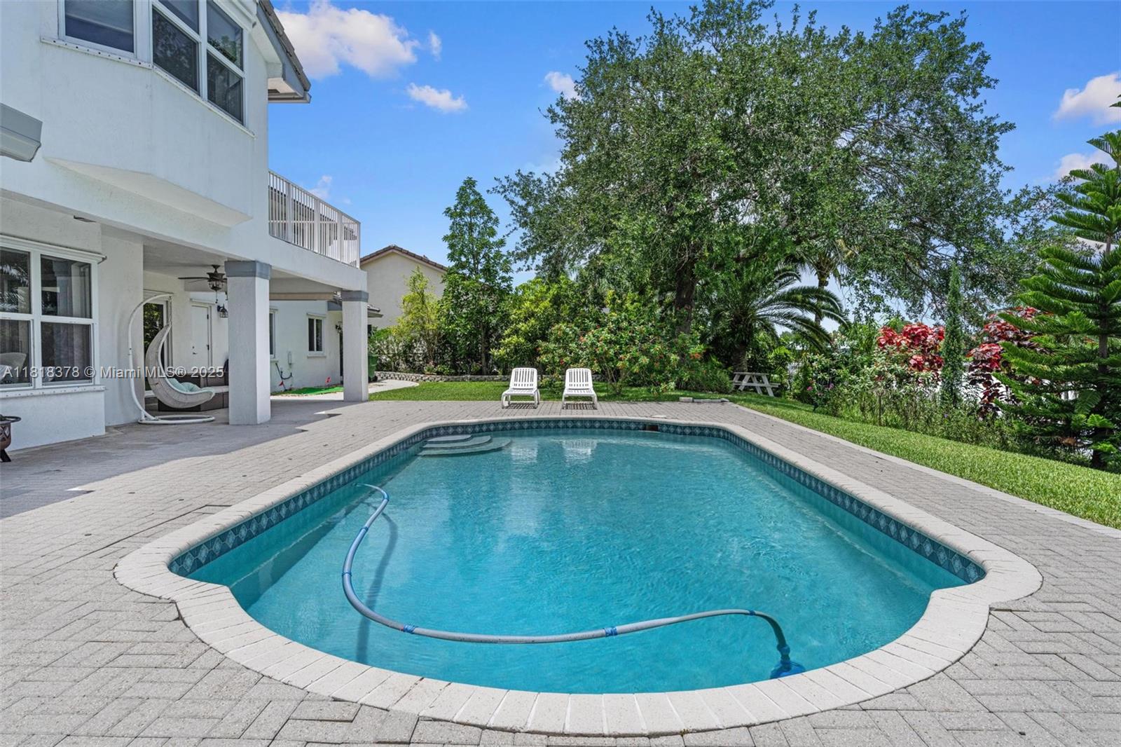 CHAPEL TRAIL REPLAT SECTI - Residential