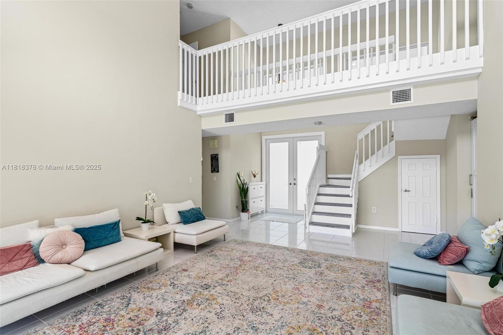 CHAPEL TRAIL REPLAT SECTI - Residential