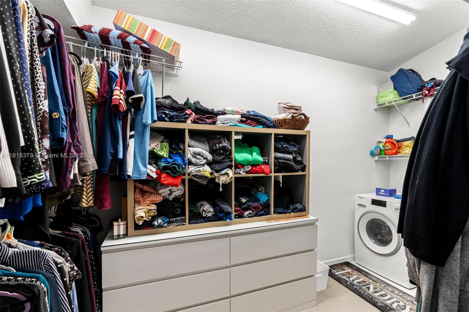 CHAPEL TRAIL REPLAT SECTI - Residential