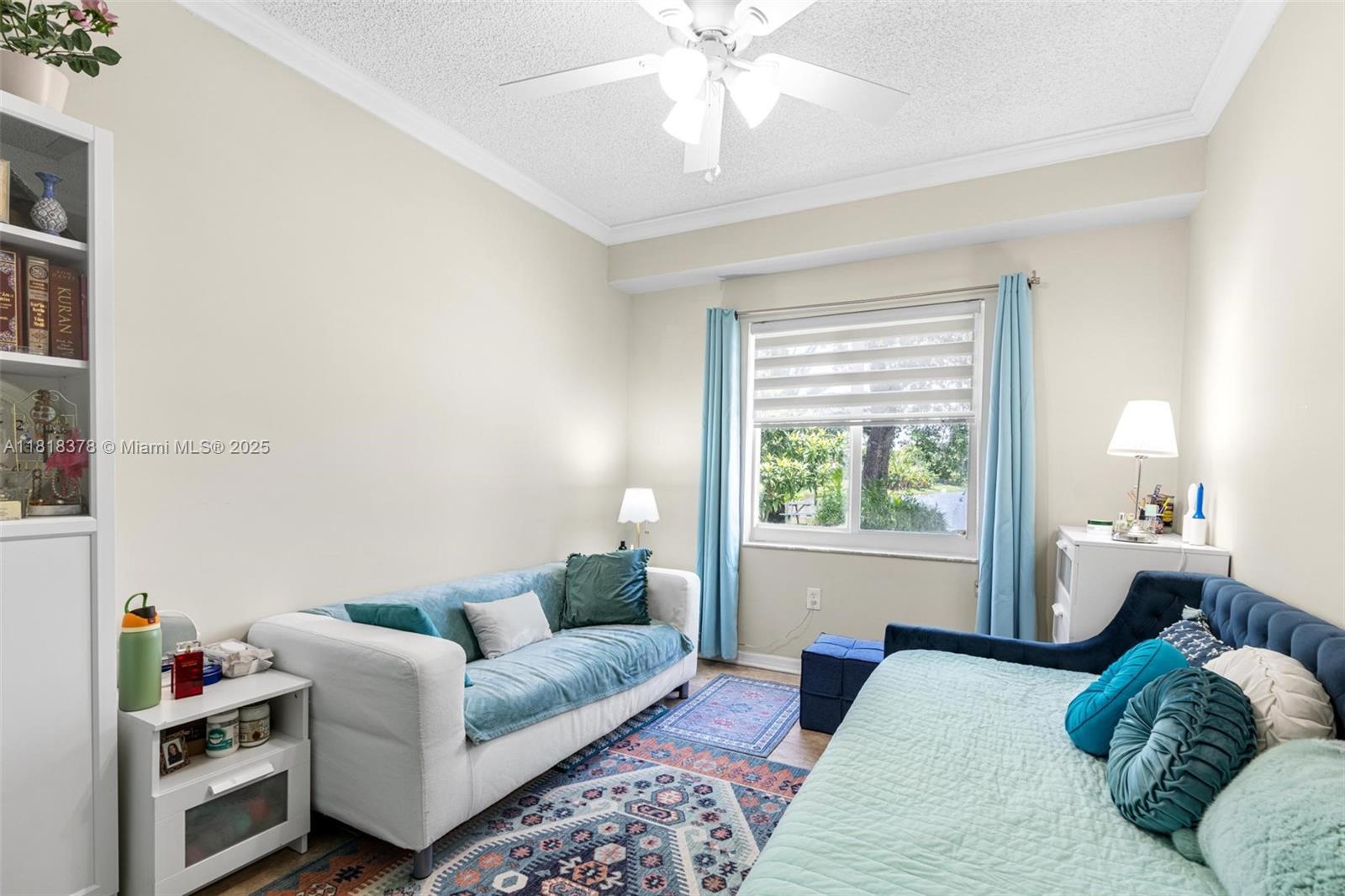 CHAPEL TRAIL REPLAT SECTI - Residential