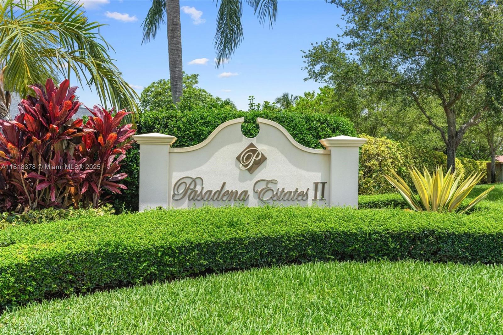 CHAPEL TRAIL REPLAT SECTI - Residential