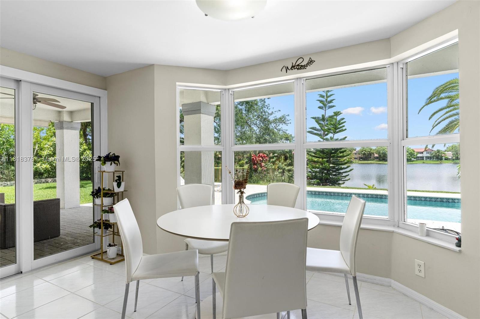 CHAPEL TRAIL REPLAT SECTI - Residential