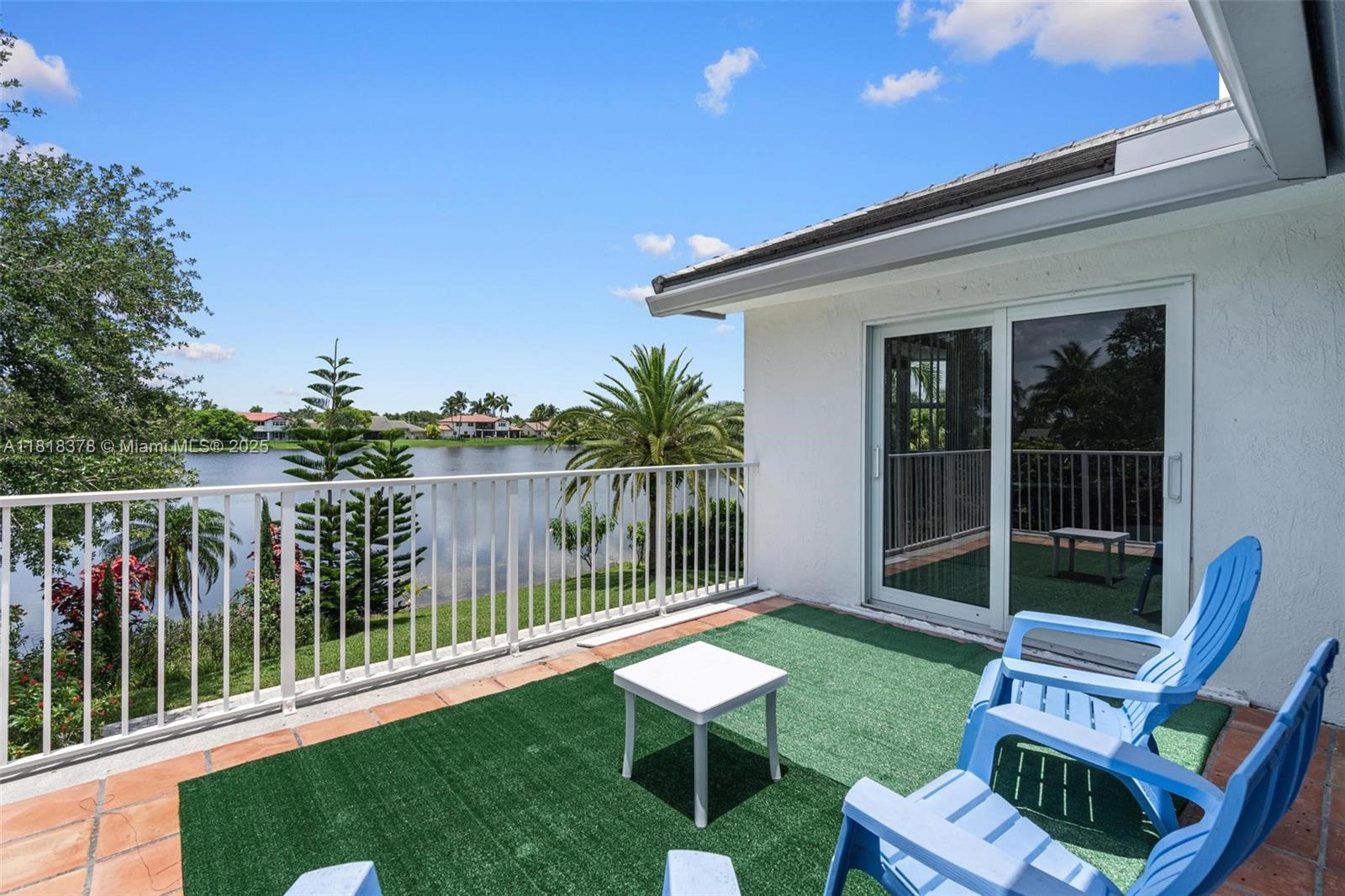 CHAPEL TRAIL REPLAT SECTI - Residential
