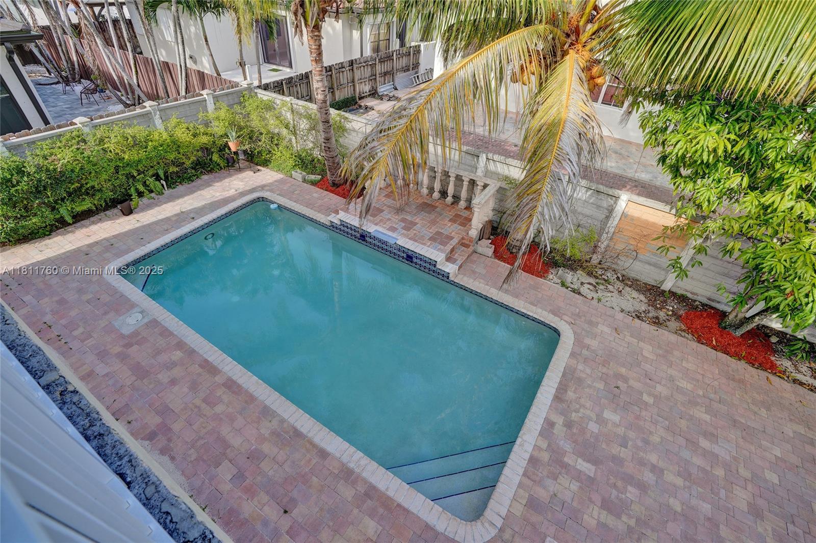 CENTURY GARDENS - Residential