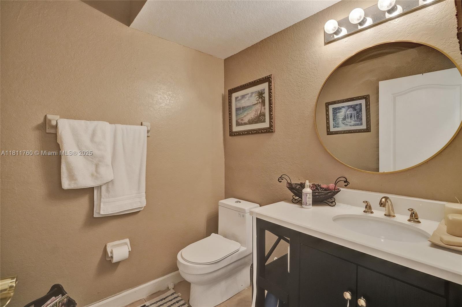 CENTURY GARDENS - Residential