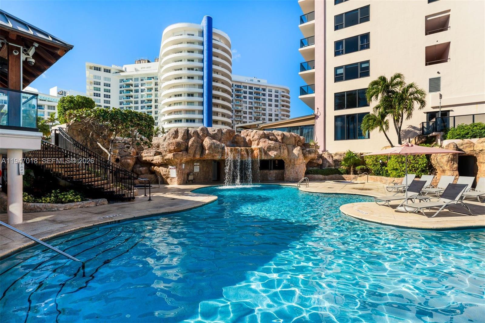 THE ALEXANDER CONDO - Residential