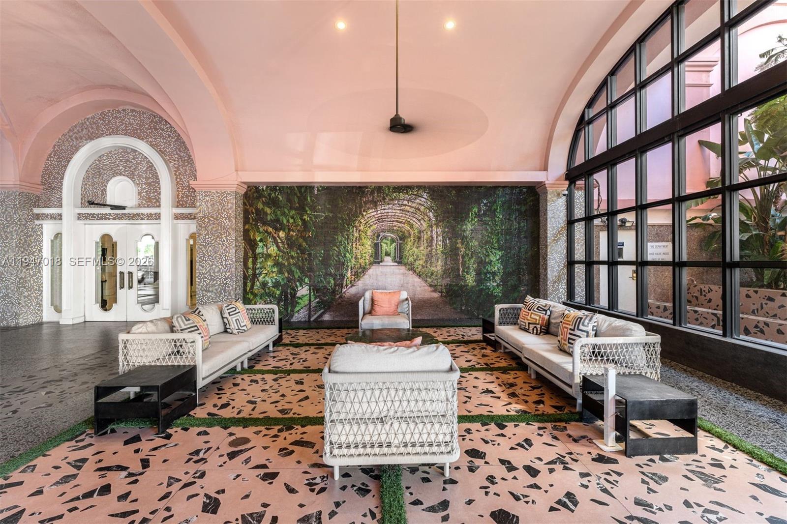 THE ALEXANDER CONDO - Residential