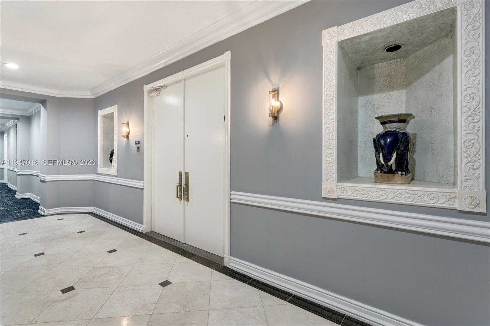 THE ALEXANDER CONDO - Residential