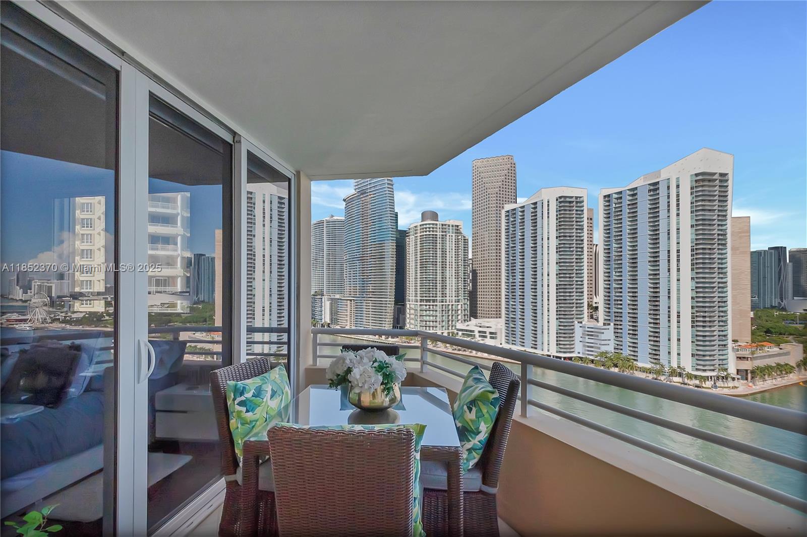 848 Brickell Key Dr 1906