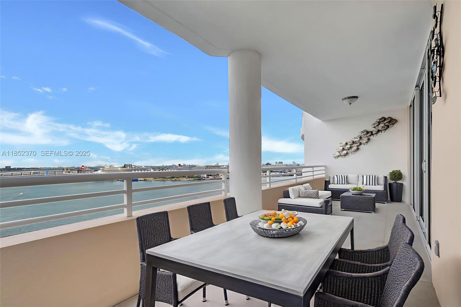 THREE TEQUESTA POINT COND - Residential