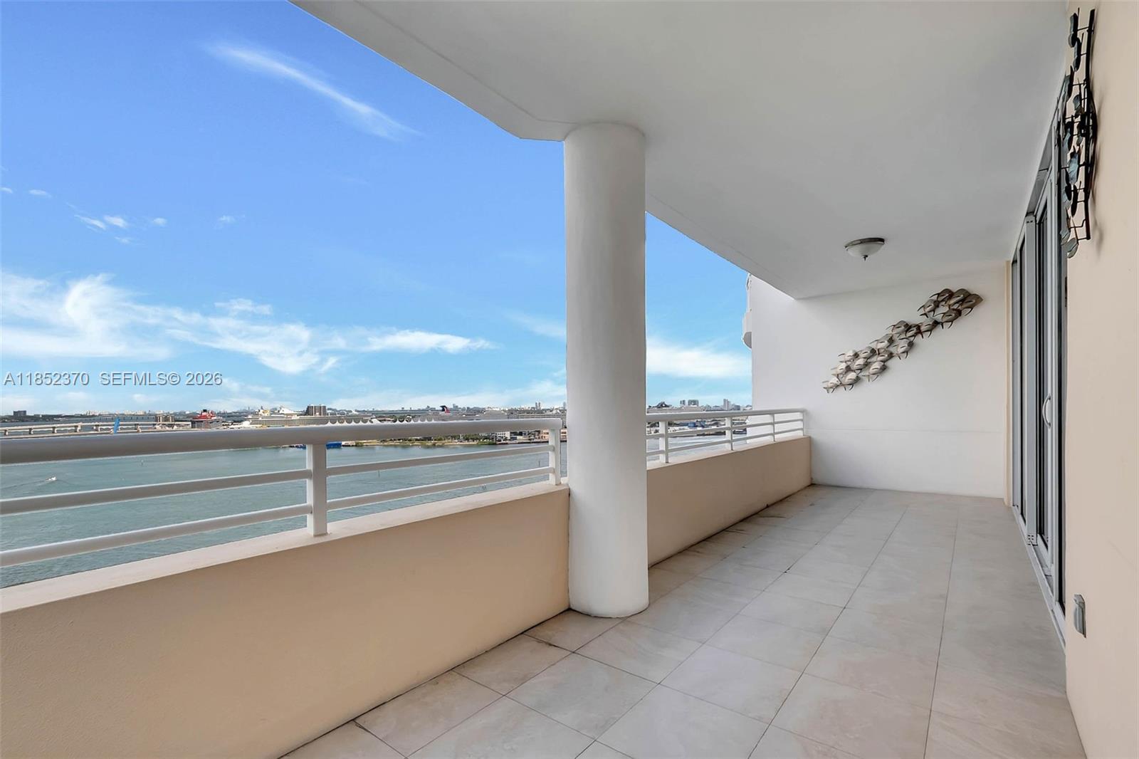 THREE TEQUESTA POINT COND - Residential