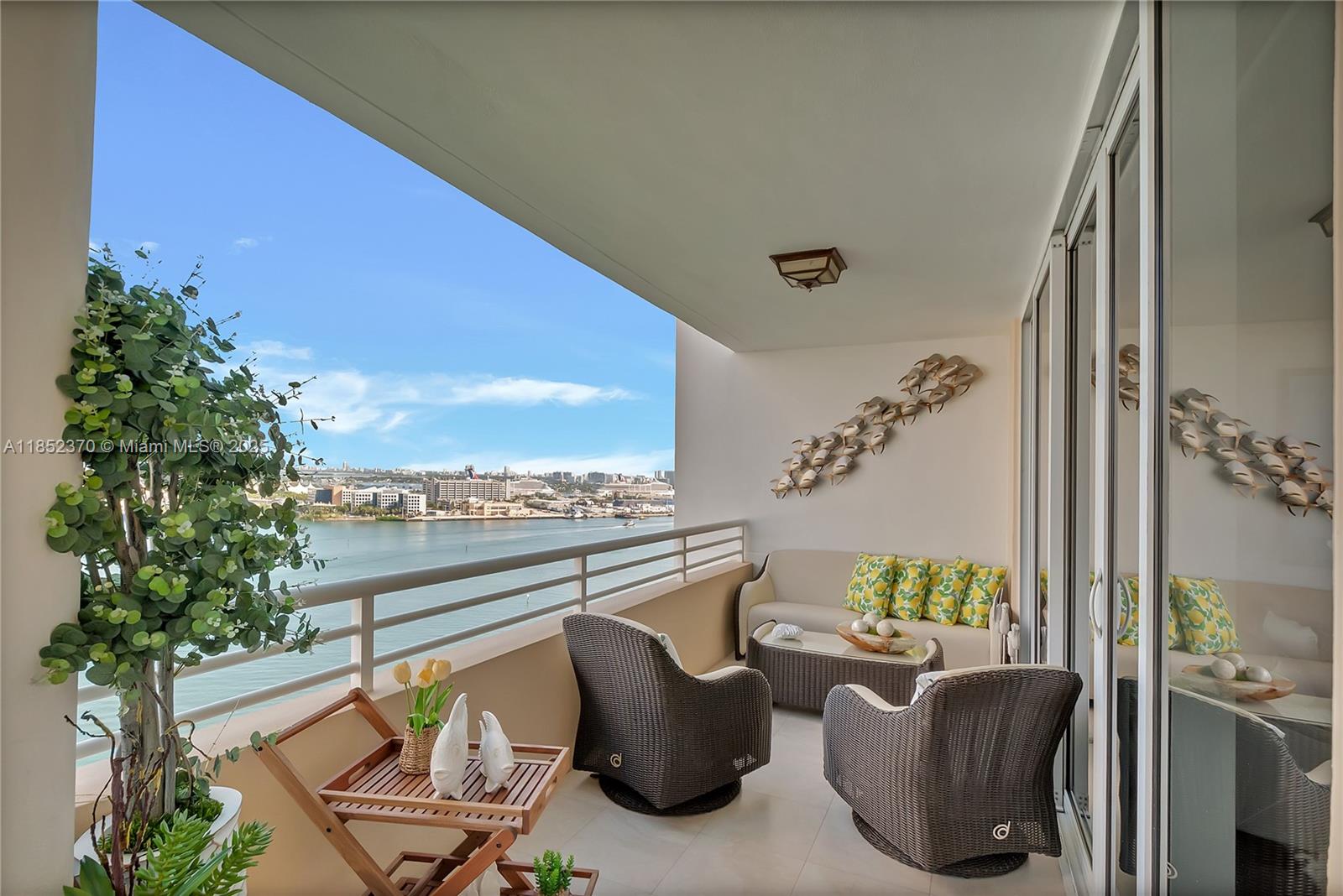 848 Brickell Key Dr 1906