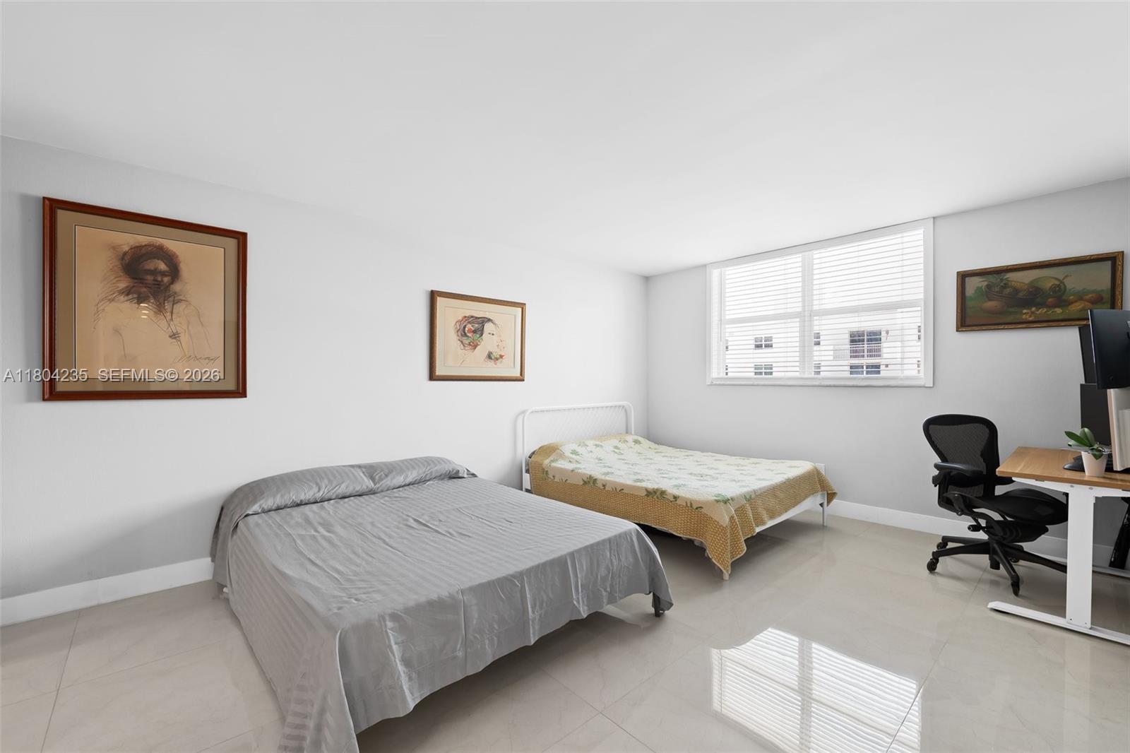 OXFORD TOWERS CONDO - Residential