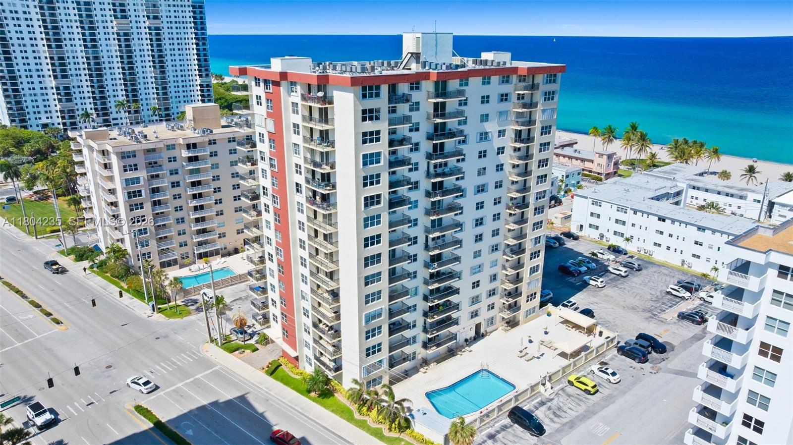 OXFORD TOWERS CONDO - Residential