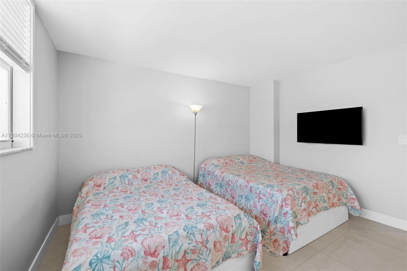 OXFORD TOWERS CONDO - Residential