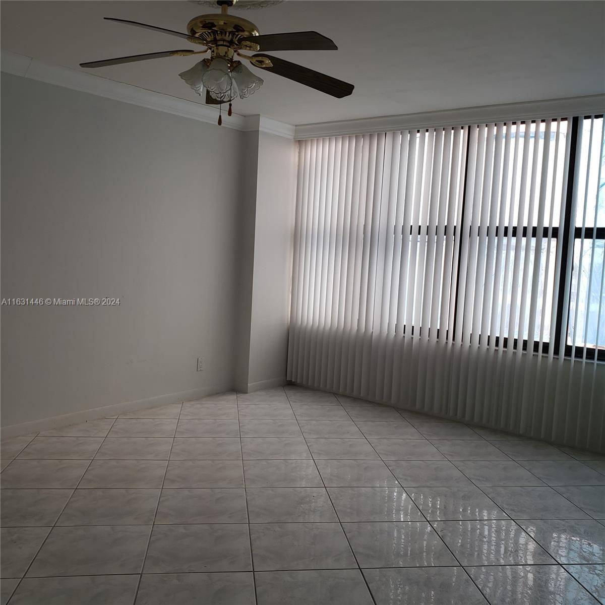 OLYMPUS CONDO PHASE - Residential
