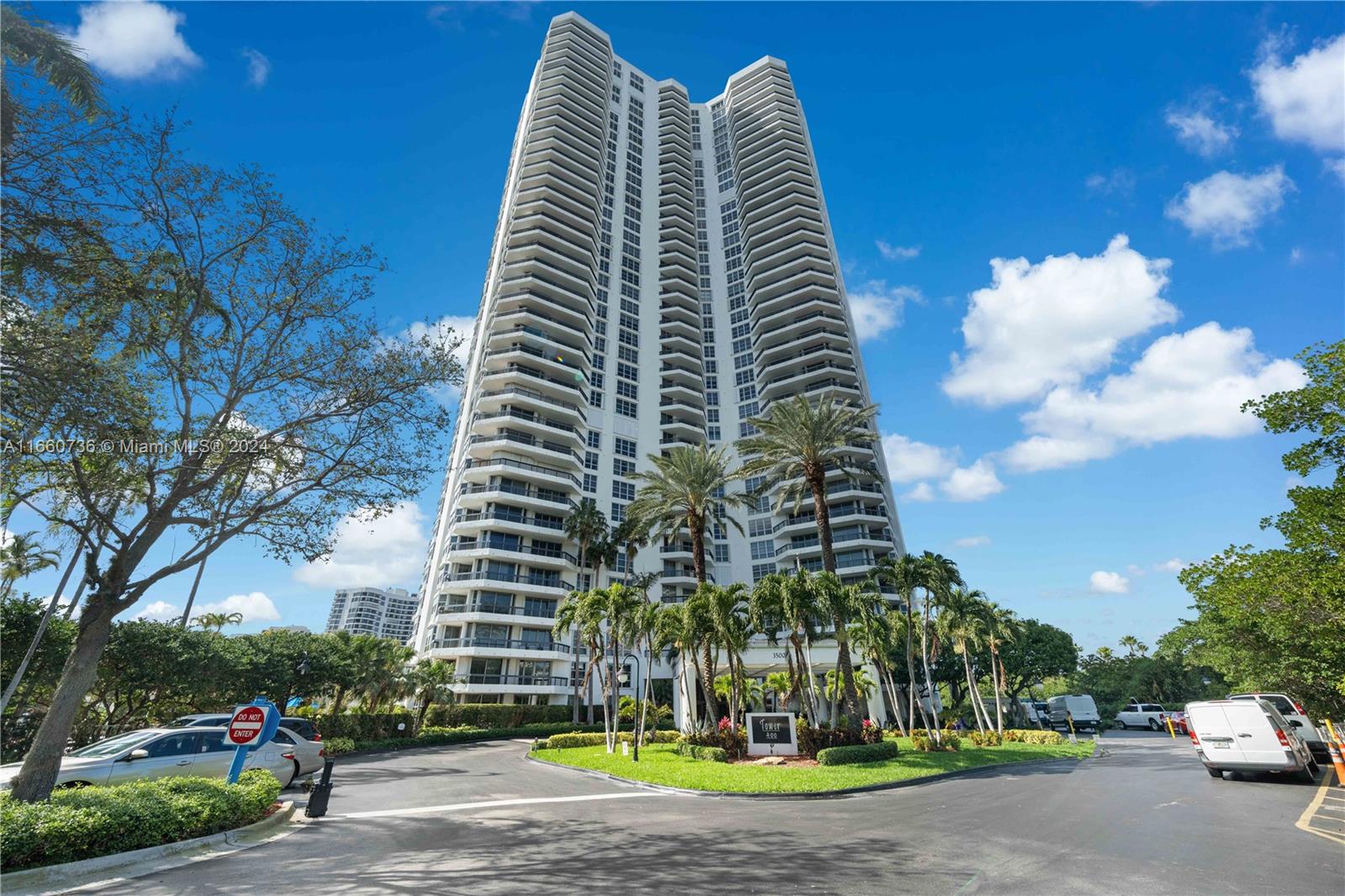 3500 Mystic Pointe Dr 3502, Aventura, Miami-Dade County, Florida - 2 Bedrooms  
2 Bathrooms - 