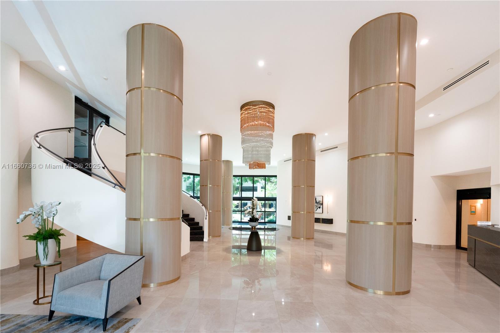 MYSTIC POINTE TOWER 400 C - Residential