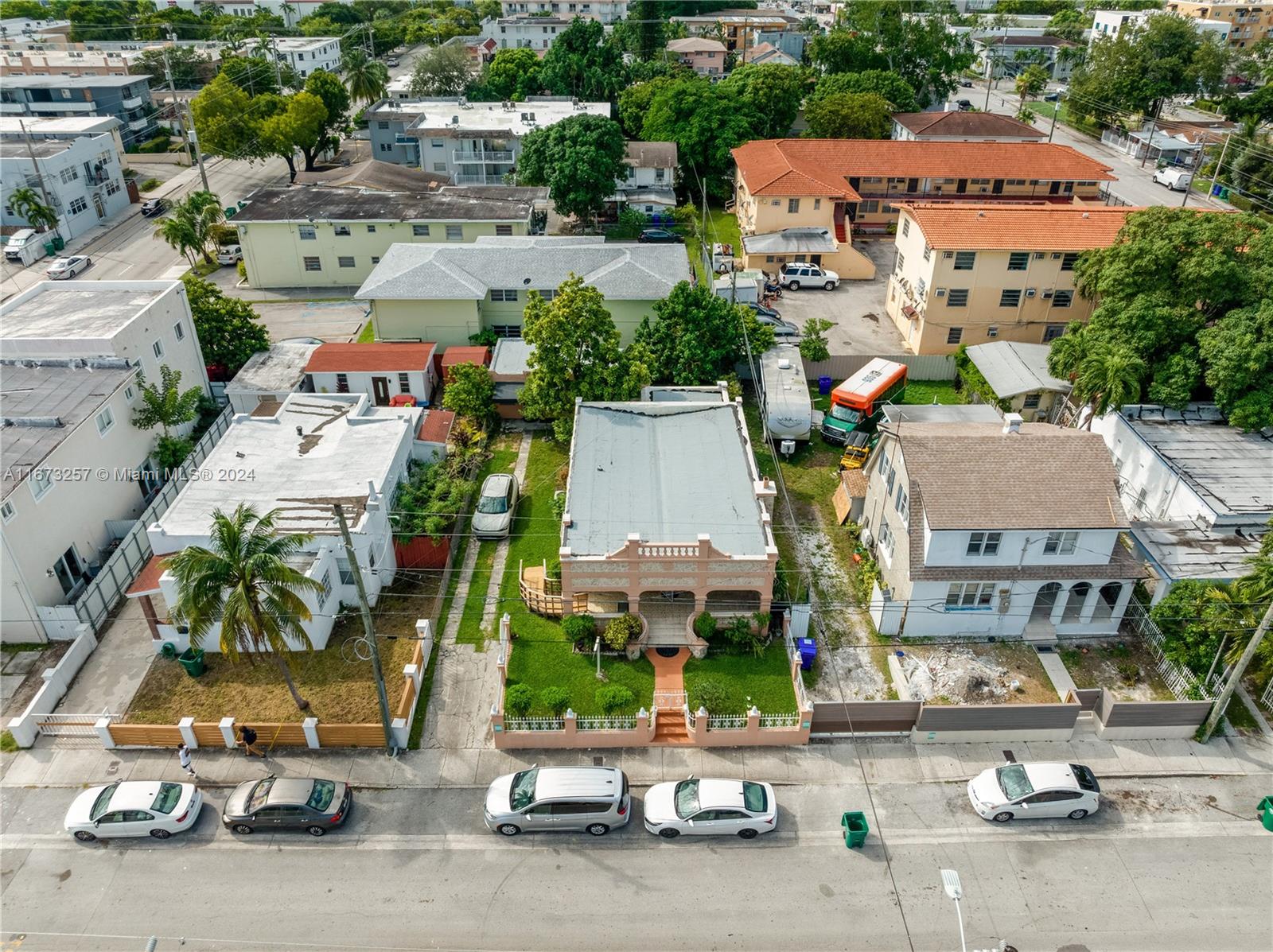 LAWRENCE ESTATE LAND CO - Residential