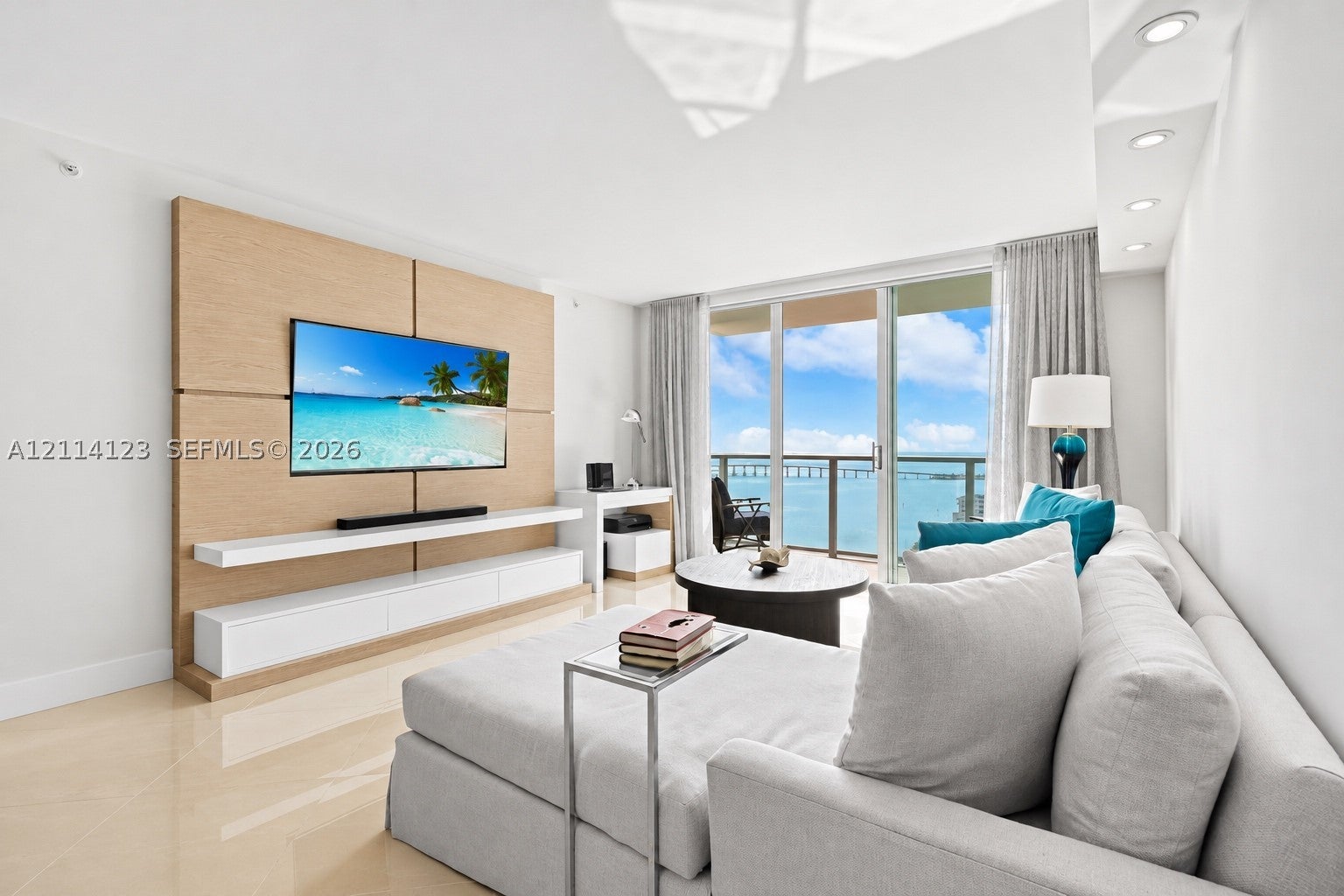 1155 Brickell Bay Dr 2609