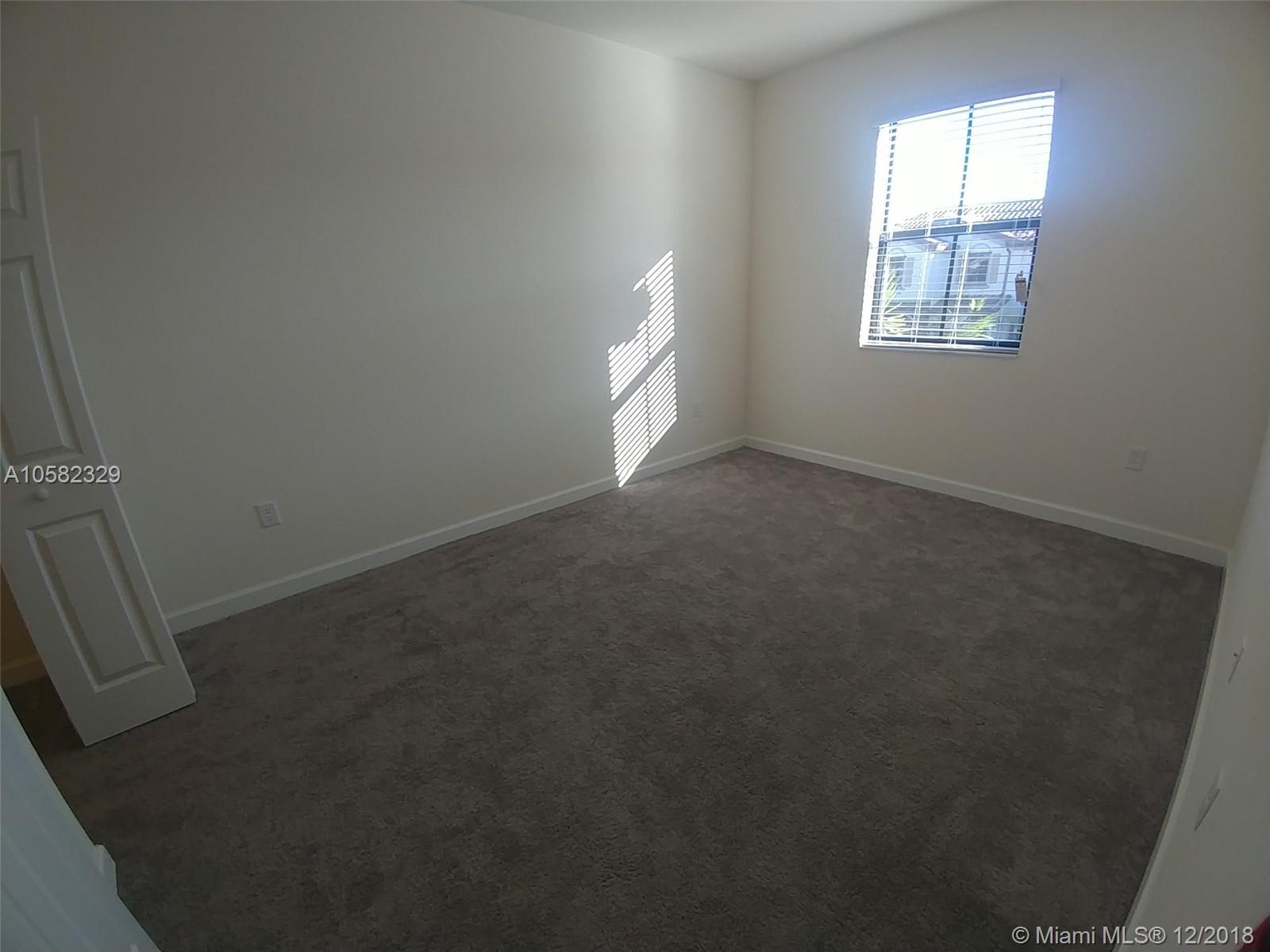 COCO PALM ESTATES - Residential