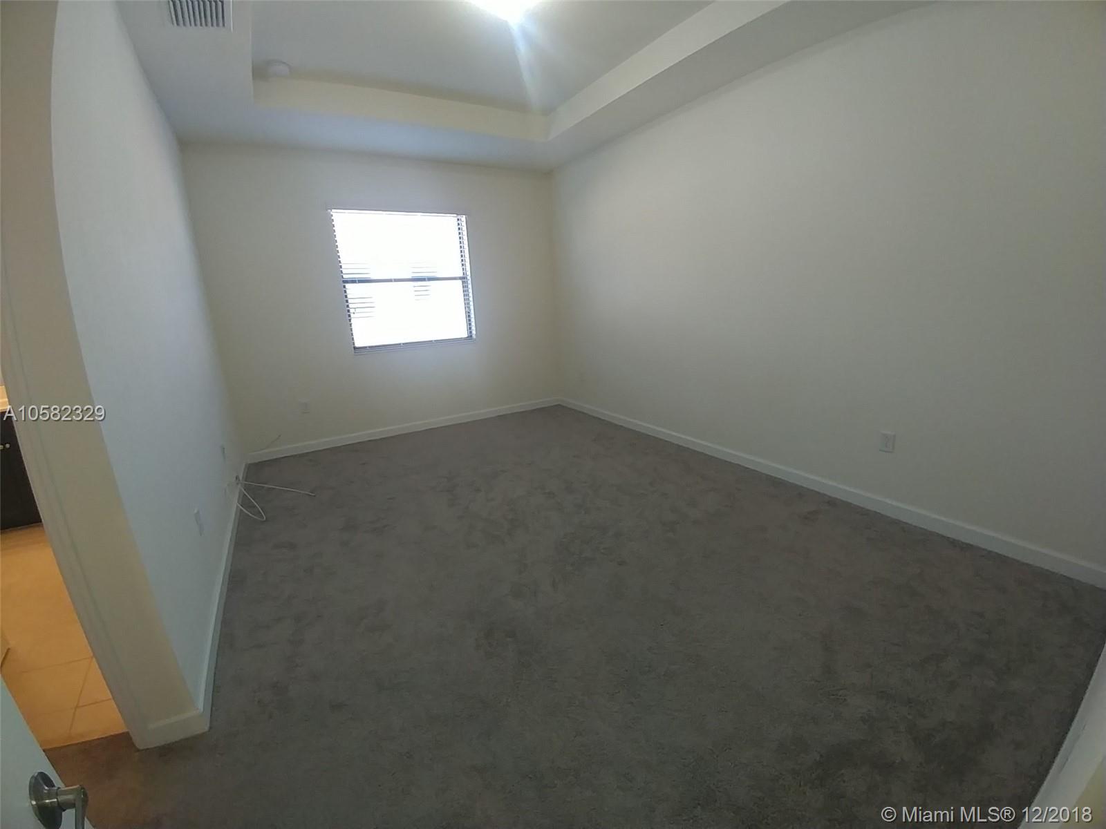 COCO PALM ESTATES - Residential