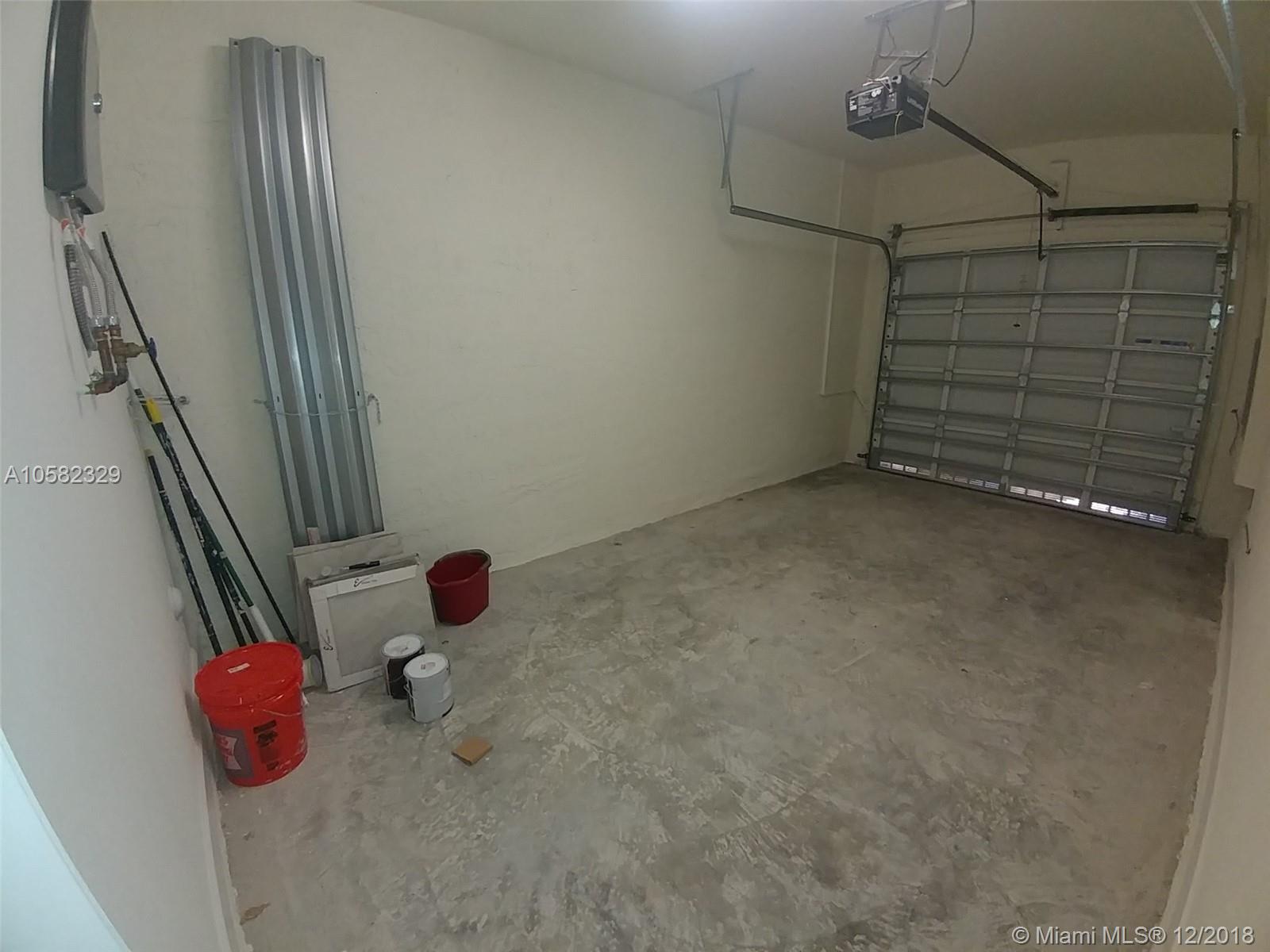 COCO PALM ESTATES - Residential