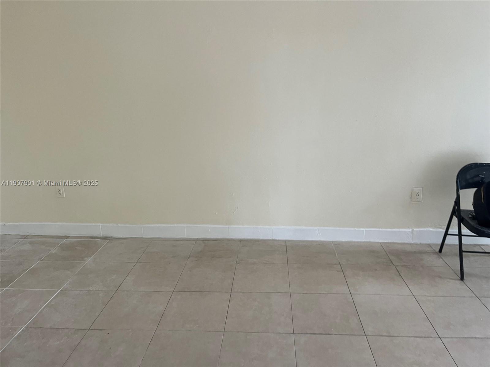 VENETIAN GARDENS ACRESPB - Residential Lease