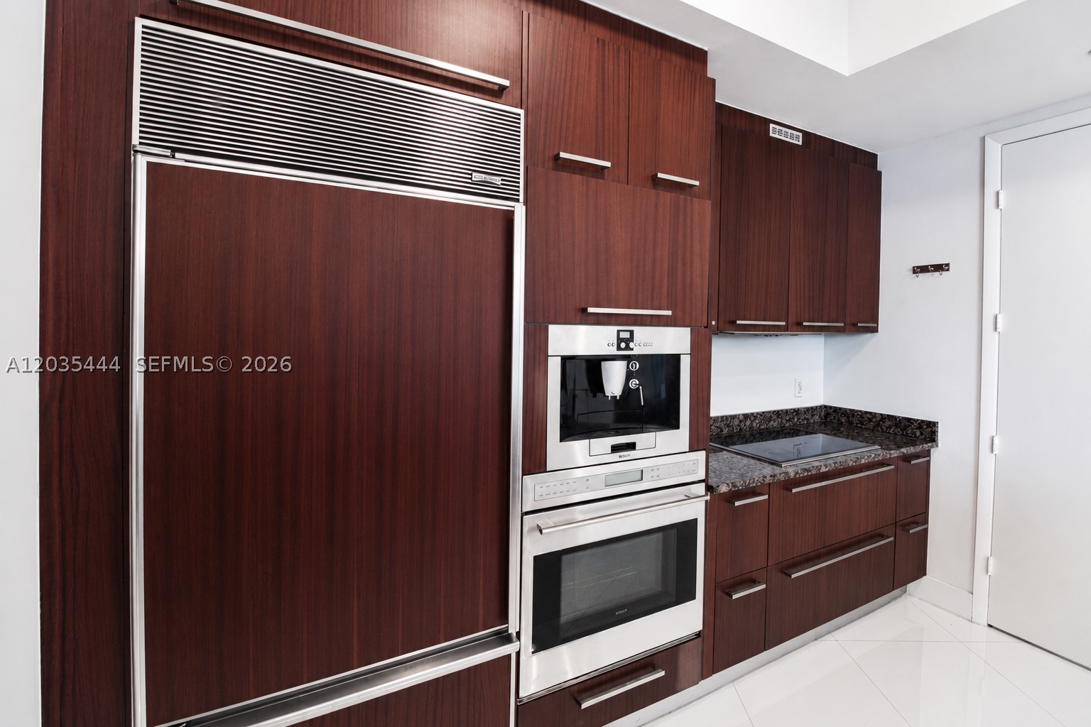 15901 Collins Ave 403