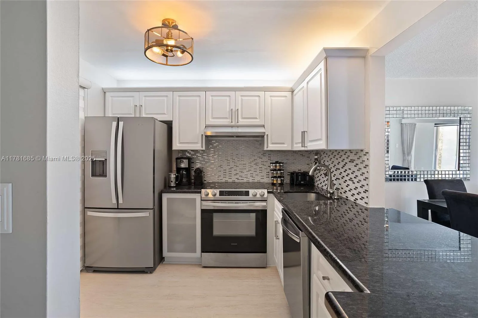 Boca Raton, Florida 33487, United States, 1 Bedroom Bedrooms, ,2 BathroomsBathrooms,Residential,Active,136227