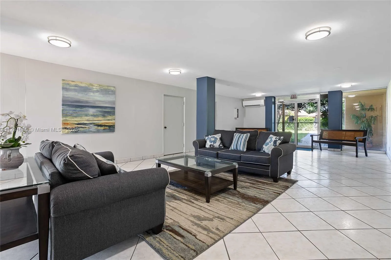 Boca Raton, Florida 33487, United States, 1 Bedroom Bedrooms, ,2 BathroomsBathrooms,Residential,Active,136227