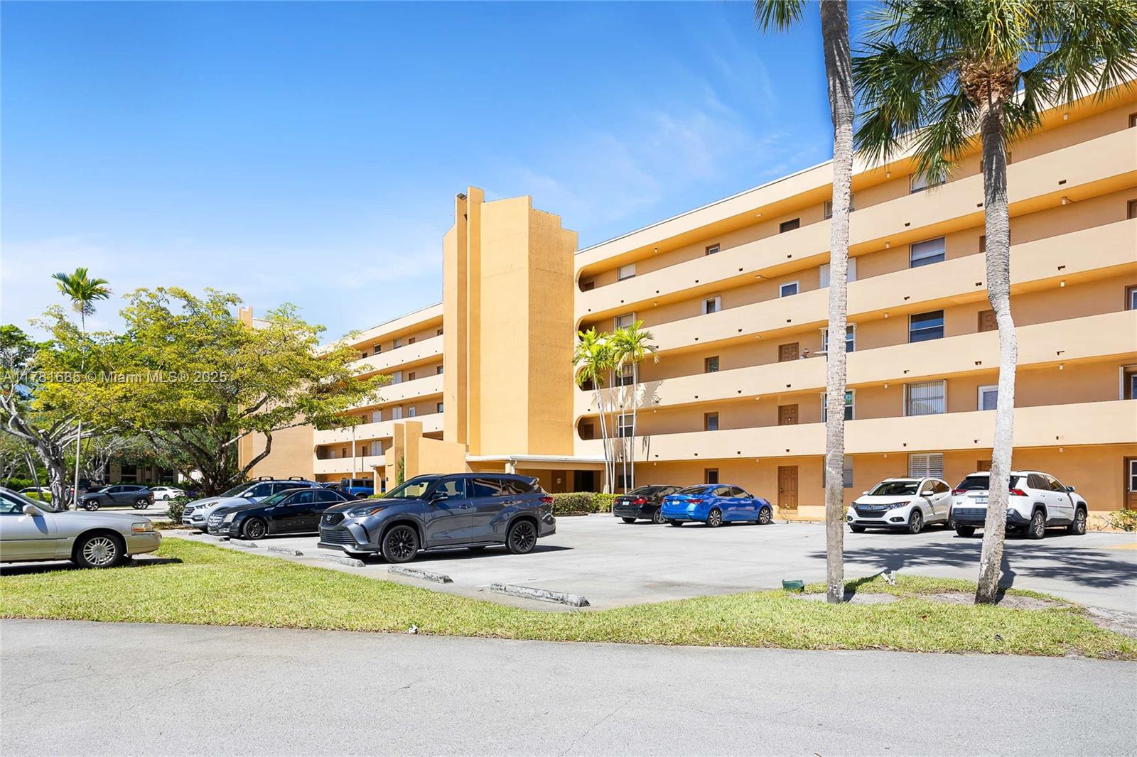 BOCA TEECA 7 CONDO - Residential