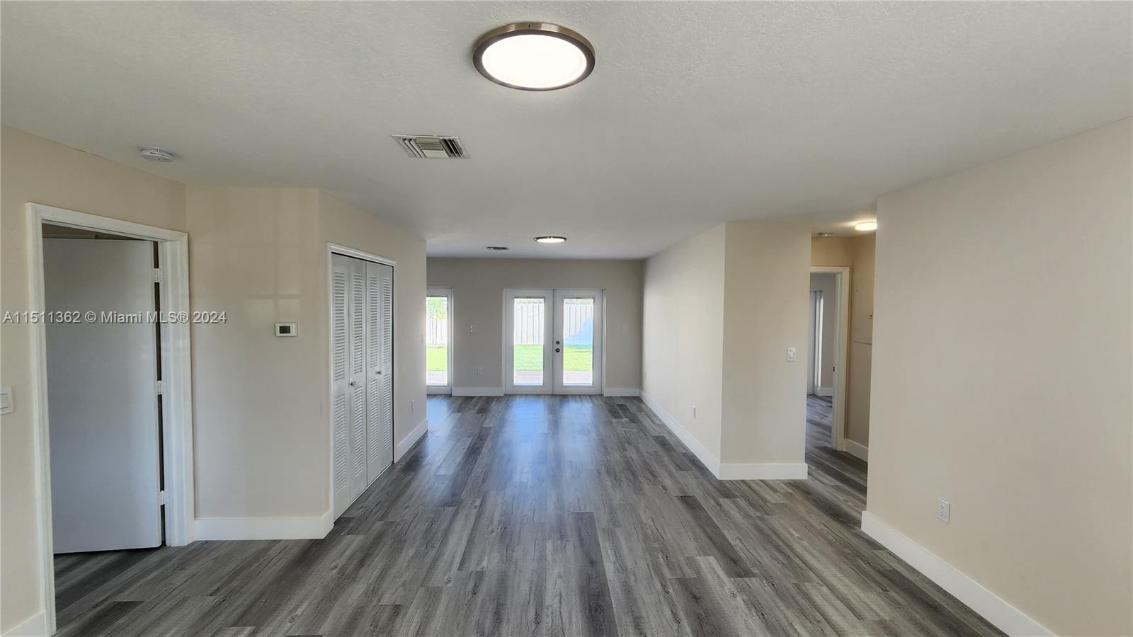 BISCAYNE PATIO HOMES - Residential