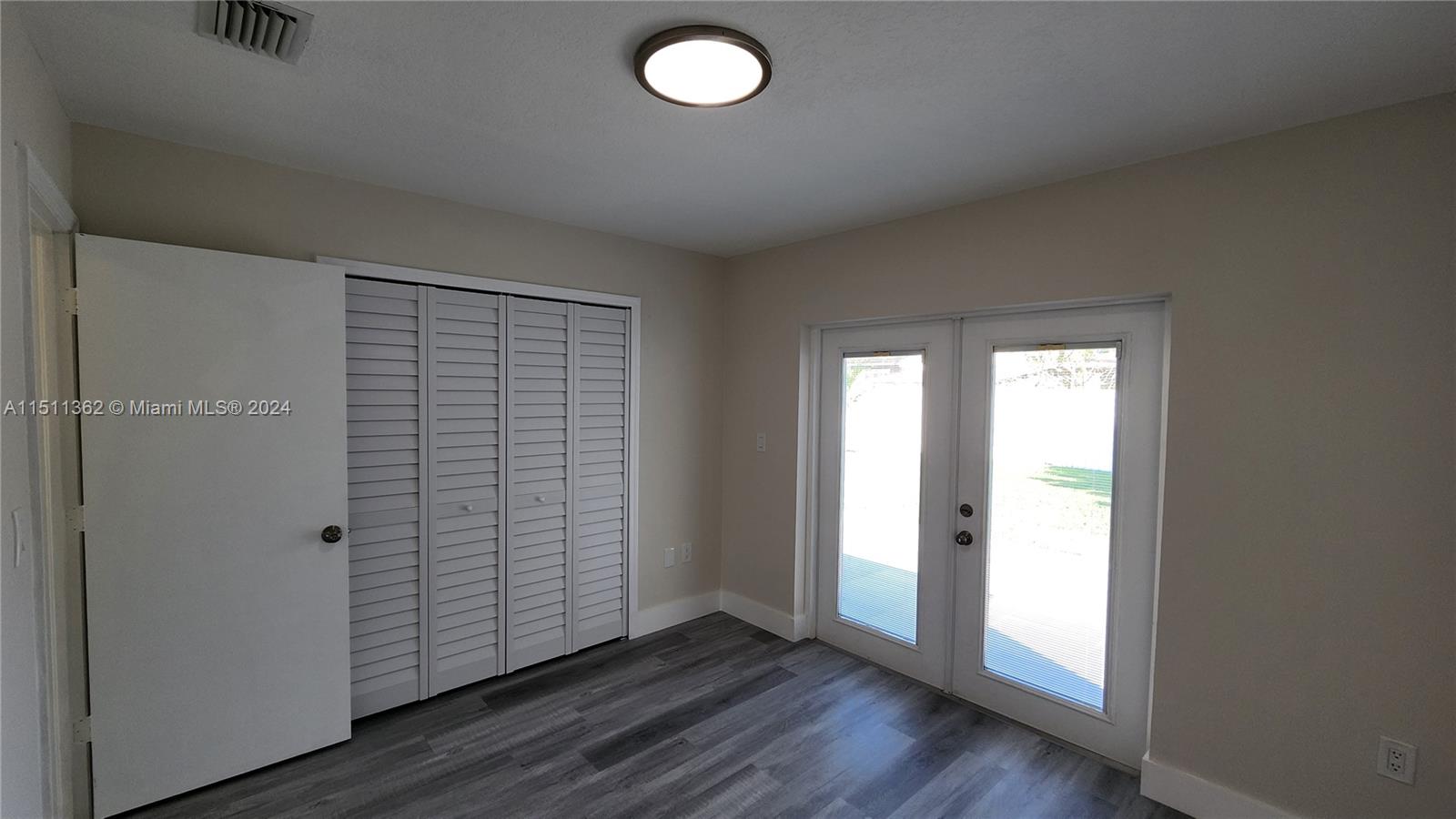 BISCAYNE PATIO HOMES - Residential