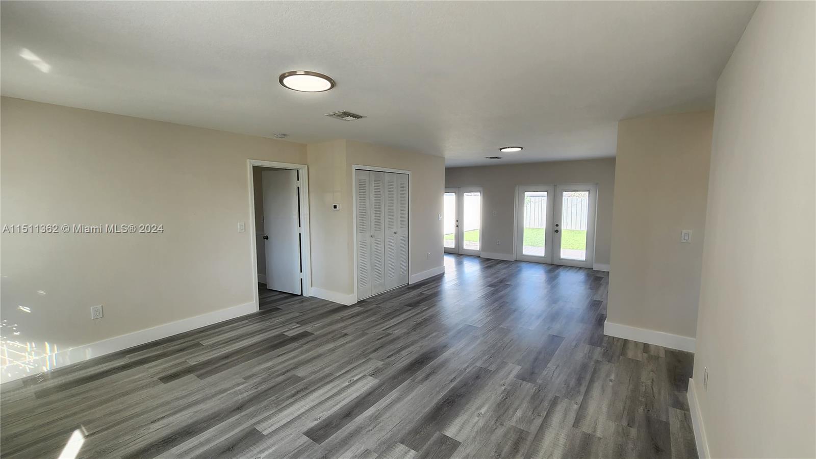 BISCAYNE PATIO HOMES - Residential