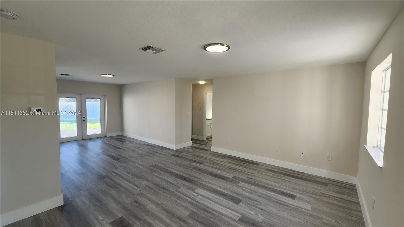 BISCAYNE PATIO HOMES - Residential