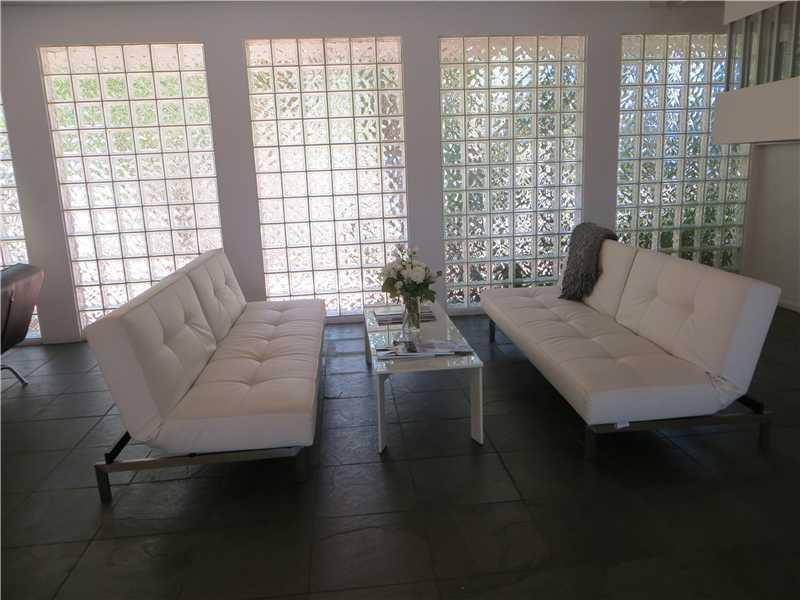 LAUDERDALE BEACH 4-2 B - Residential