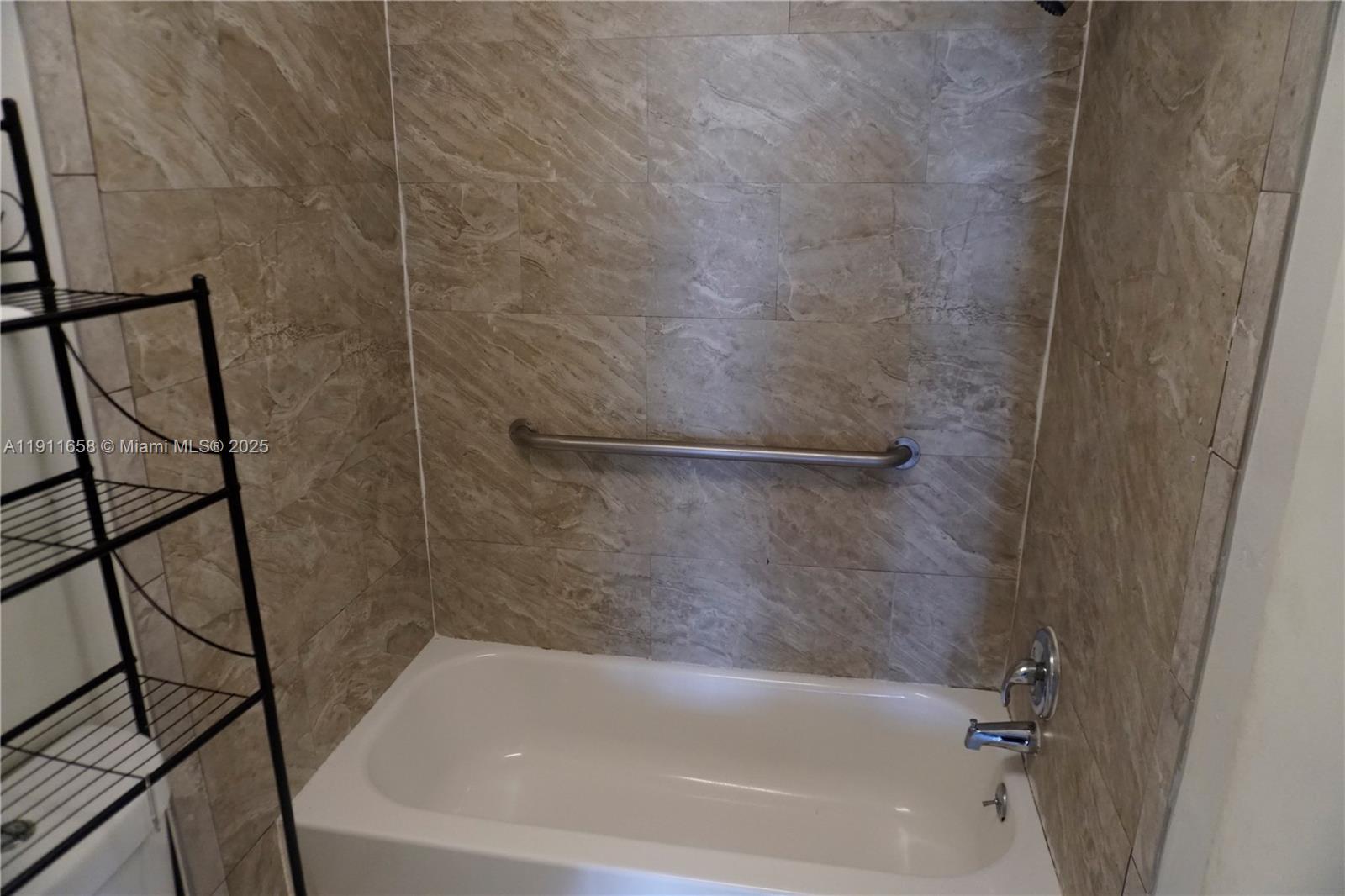 GATE TWO CONDO - Residential