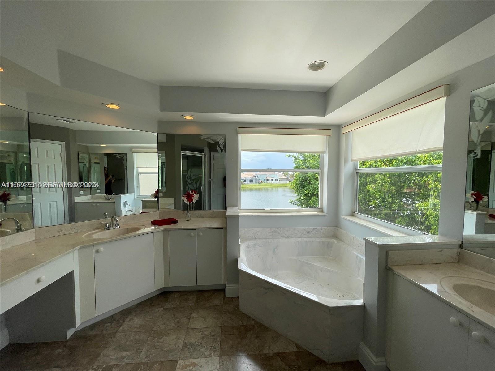 BOCA WINDS PAR E - Residential Lease