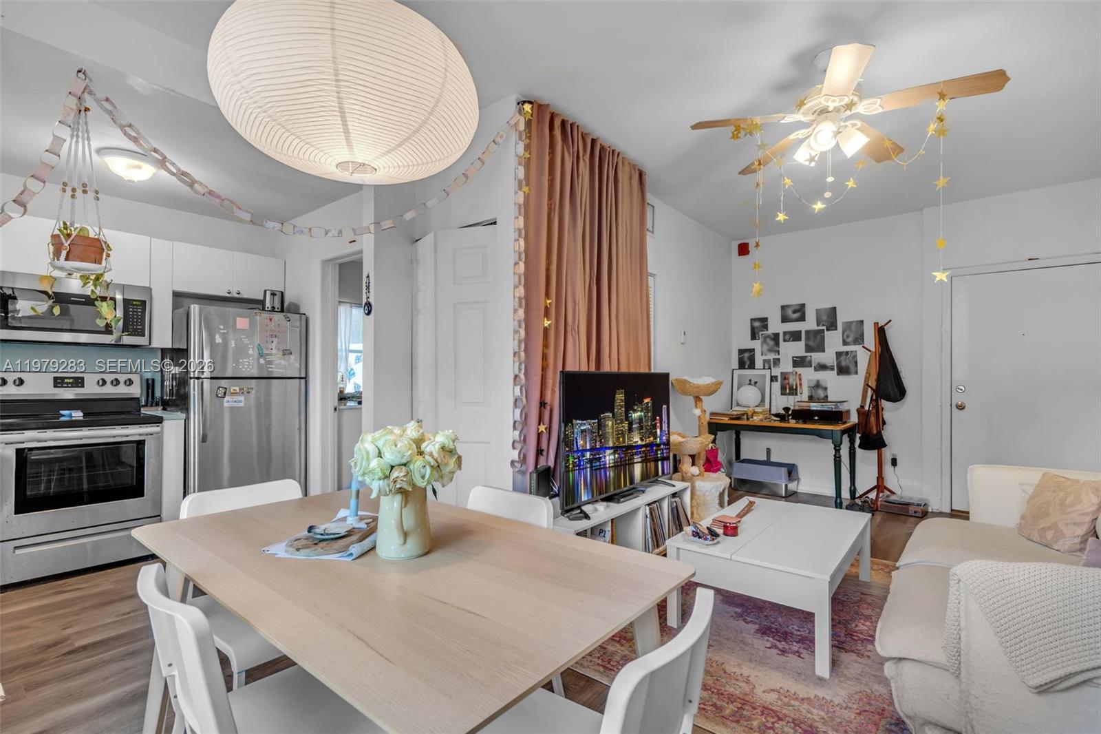 JASMINE CONDO - Residential