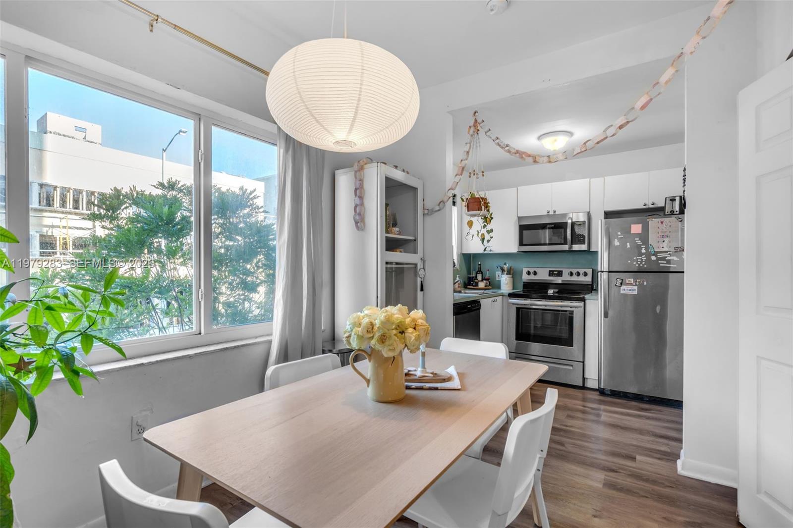 JASMINE CONDO - Residential