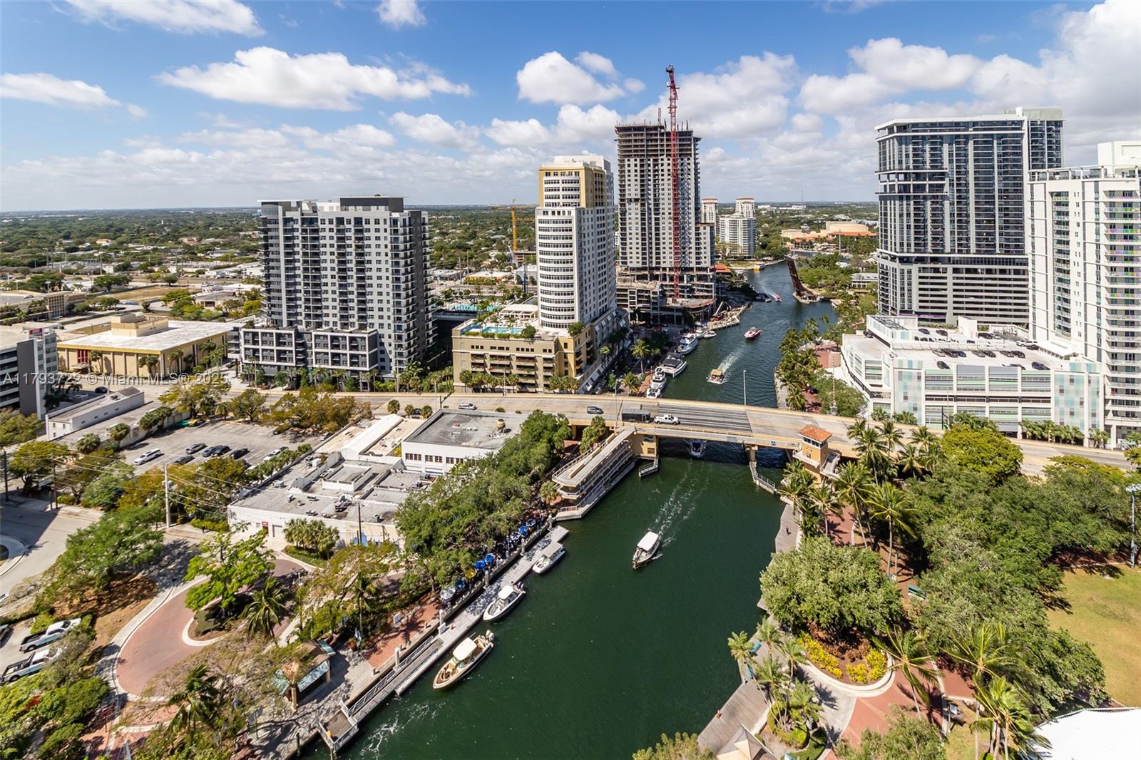 LAS OLAS RIVER HOUSE COND - Residential