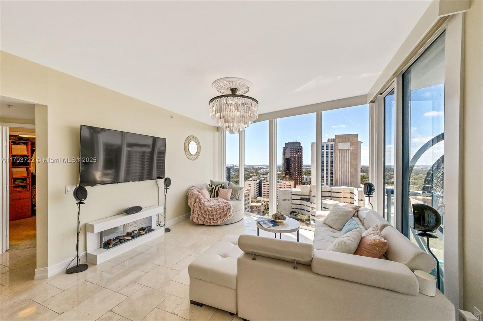 LAS OLAS RIVER HOUSE COND - Residential