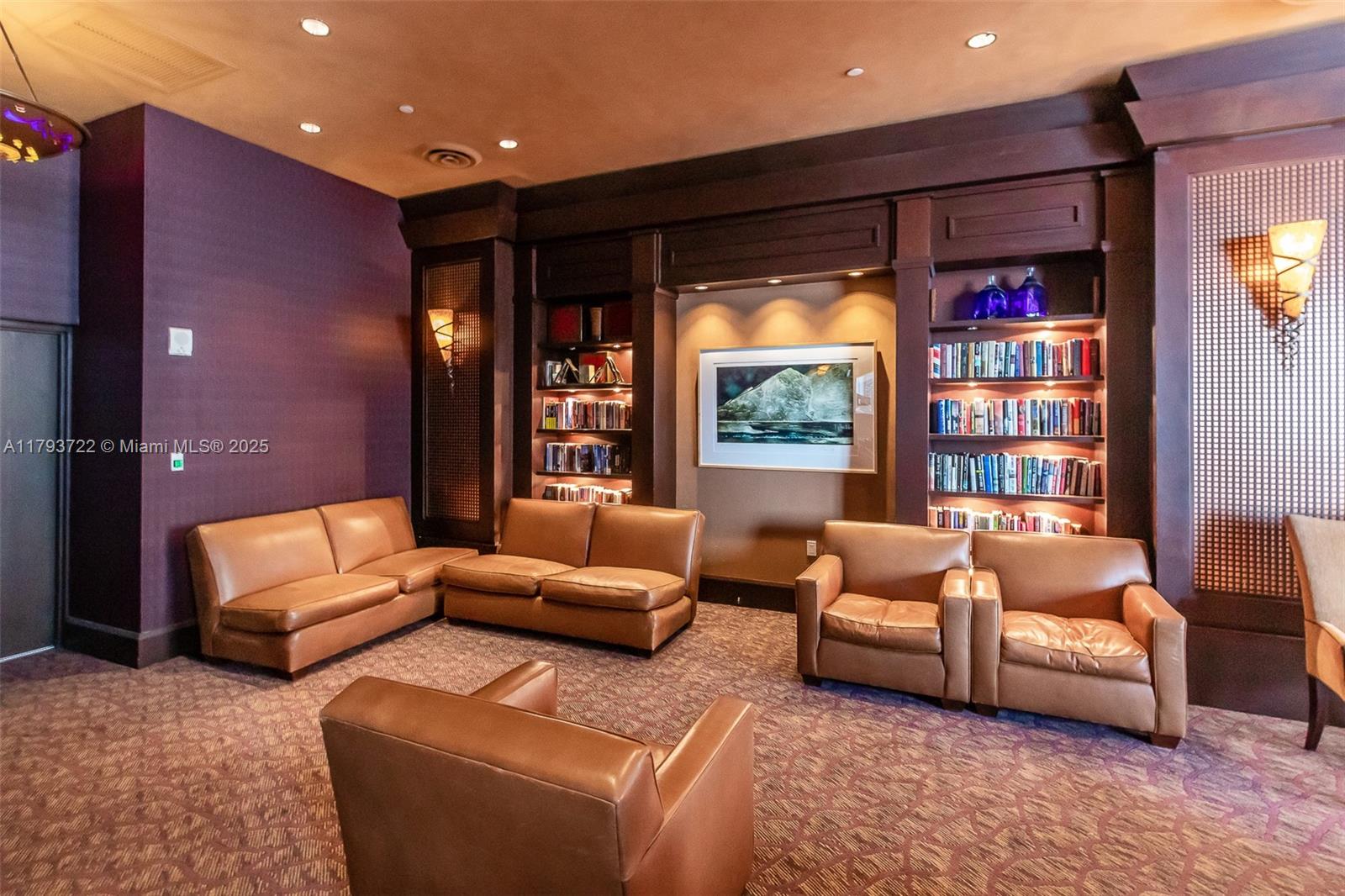 LAS OLAS RIVER HOUSE COND - Residential