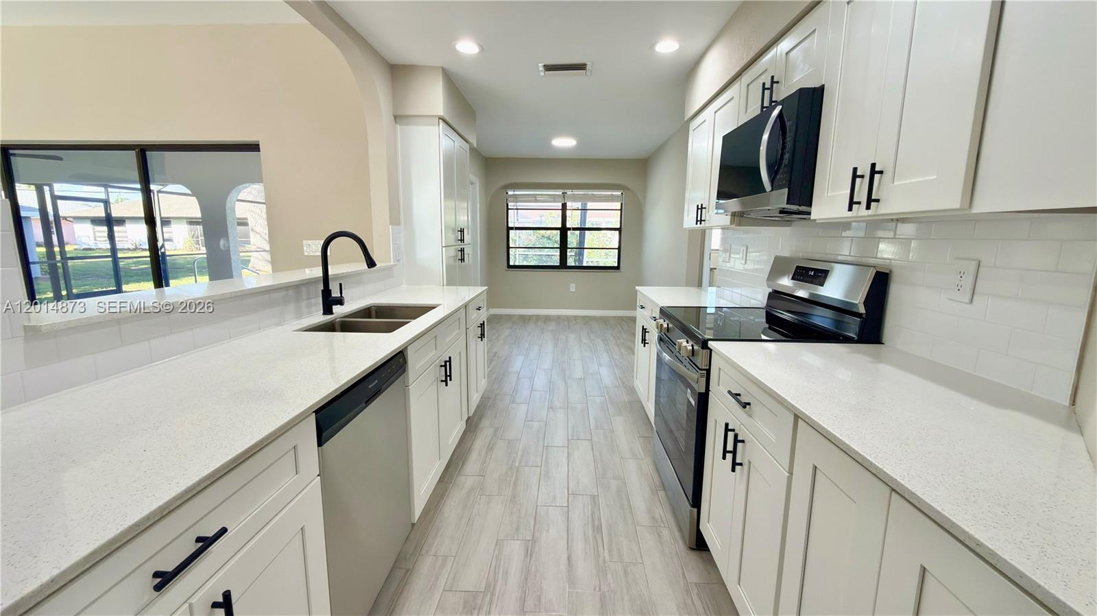 Port Charlotte - Residential