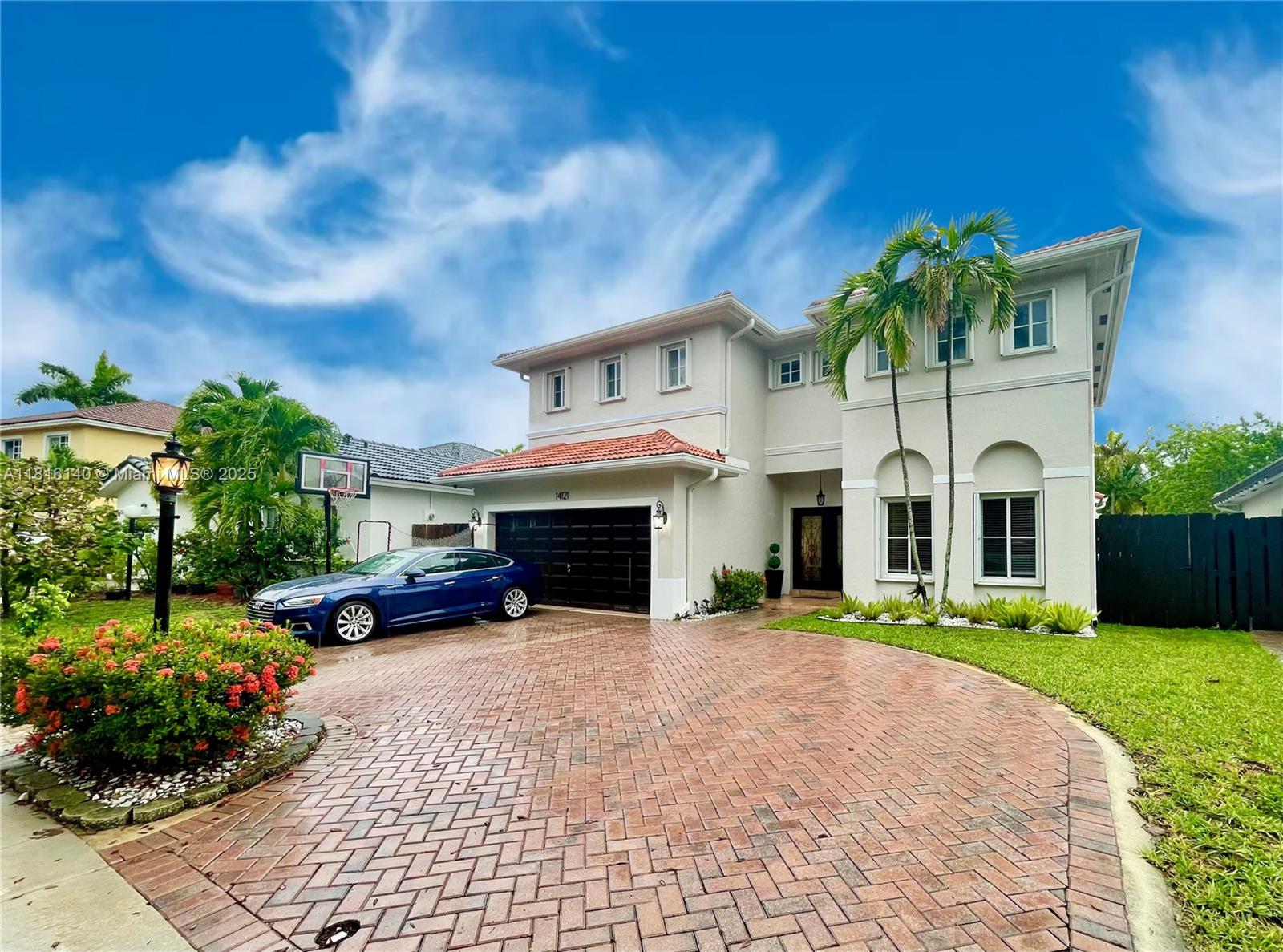 14121 Sw 130th Ave, Miami, Broward County, Florida - 3 Bedrooms  
4 Bathrooms - 