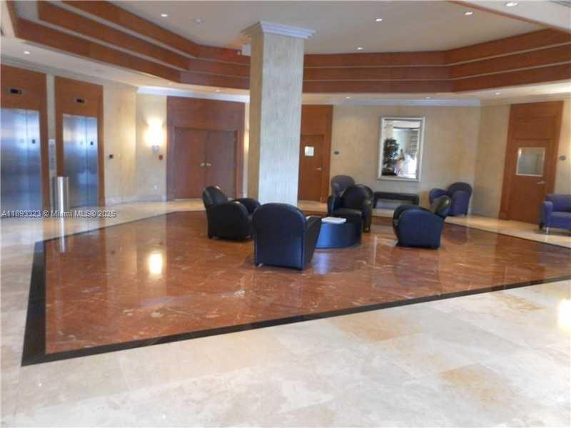 360 CONDO A - Residential Lease