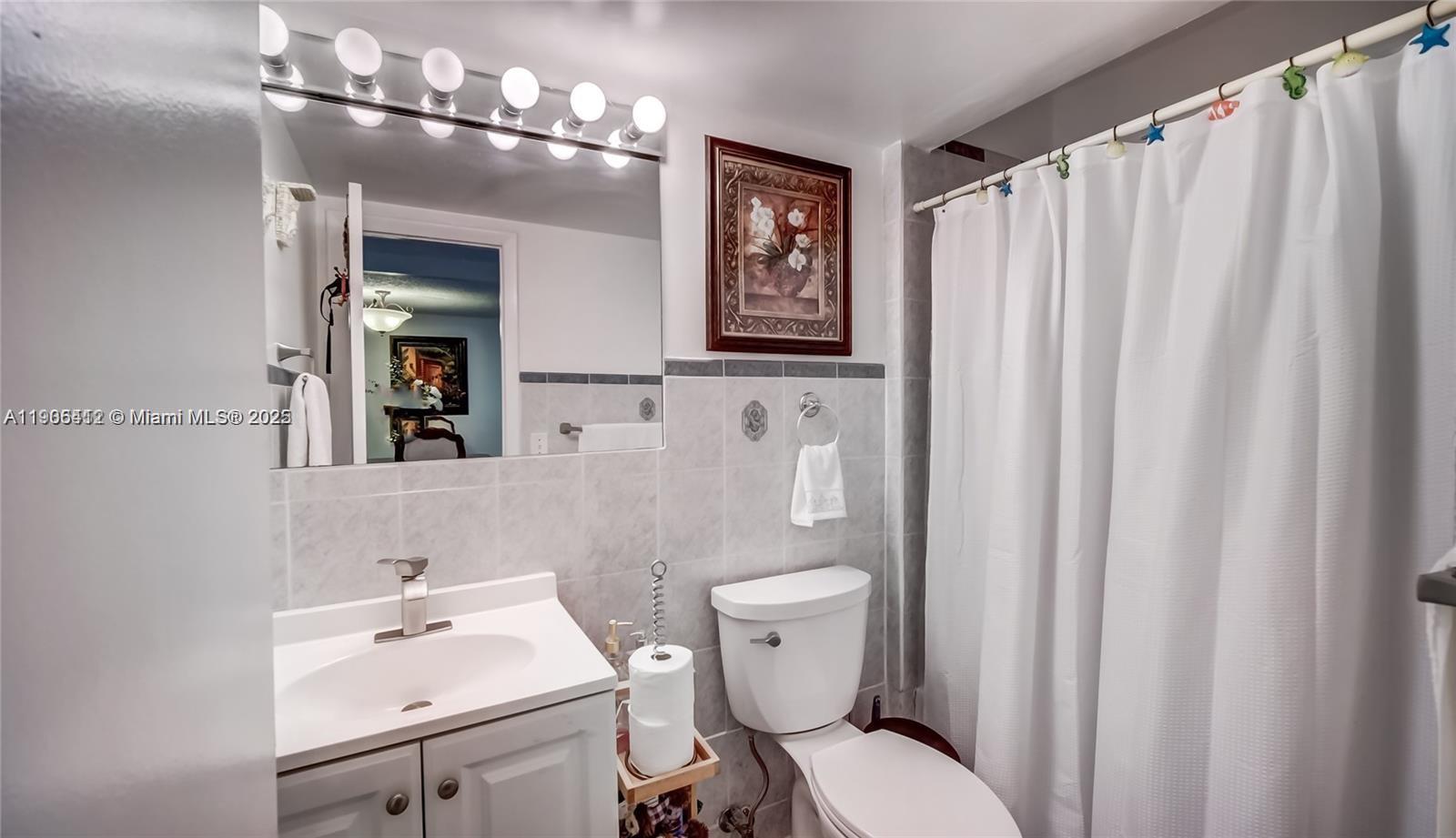 LAKE VILLAGE CONDO - Residential Lease