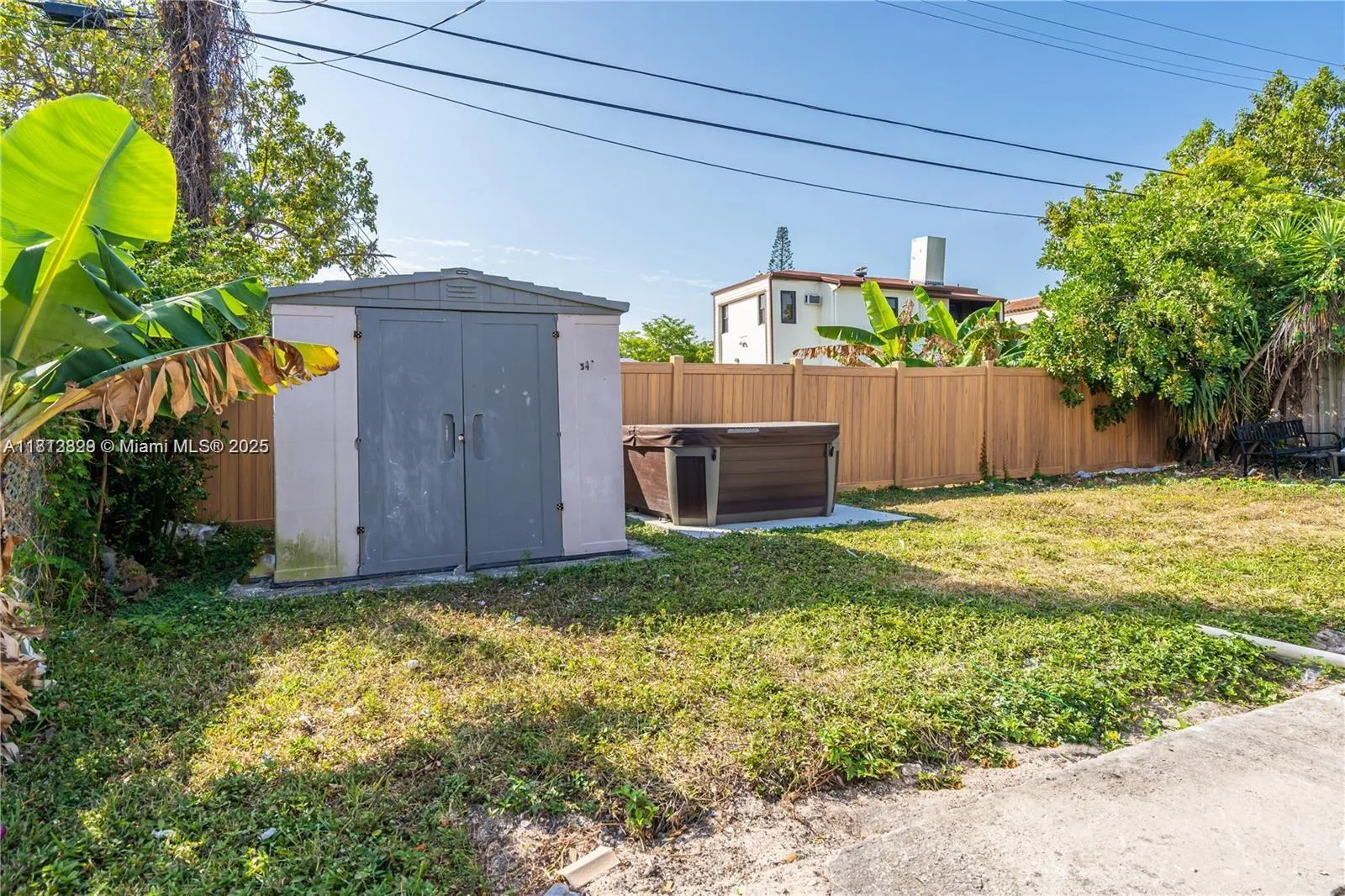 Miami Beach, Florida 33141, United States, ,1 BathroomBathrooms,Residential,Active,142328