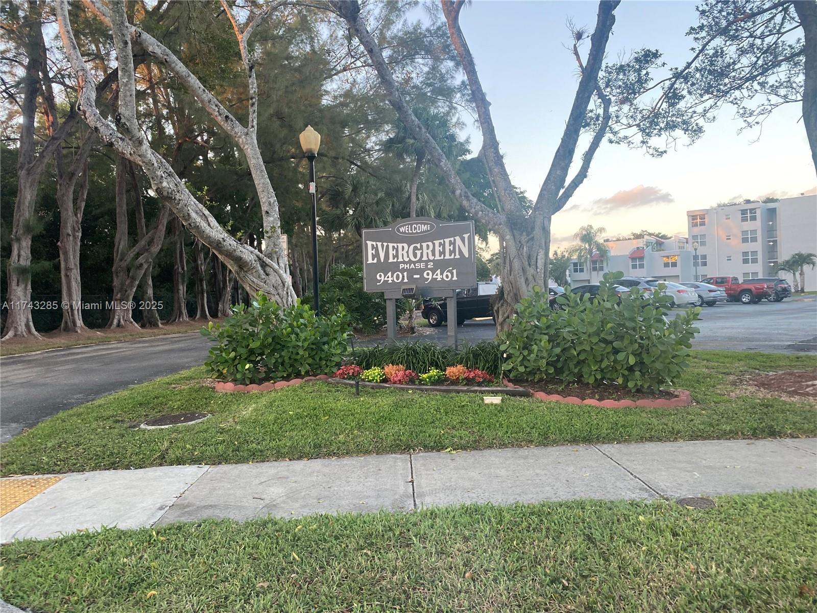 Property for Sale at 9481 Evergreen Pl 104, Davie, Broward County, Florida - Bedrooms: 2 
Bathrooms: 2  - $230,000